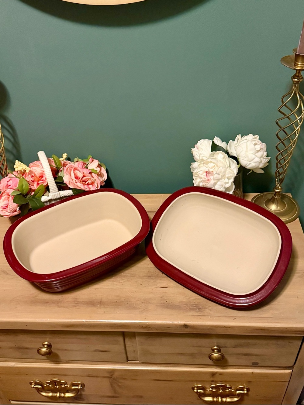 Pampered Chef Deep Covered Baker Cranberry 3.1 Qt Stoneware Dish - Picture 4 of 11